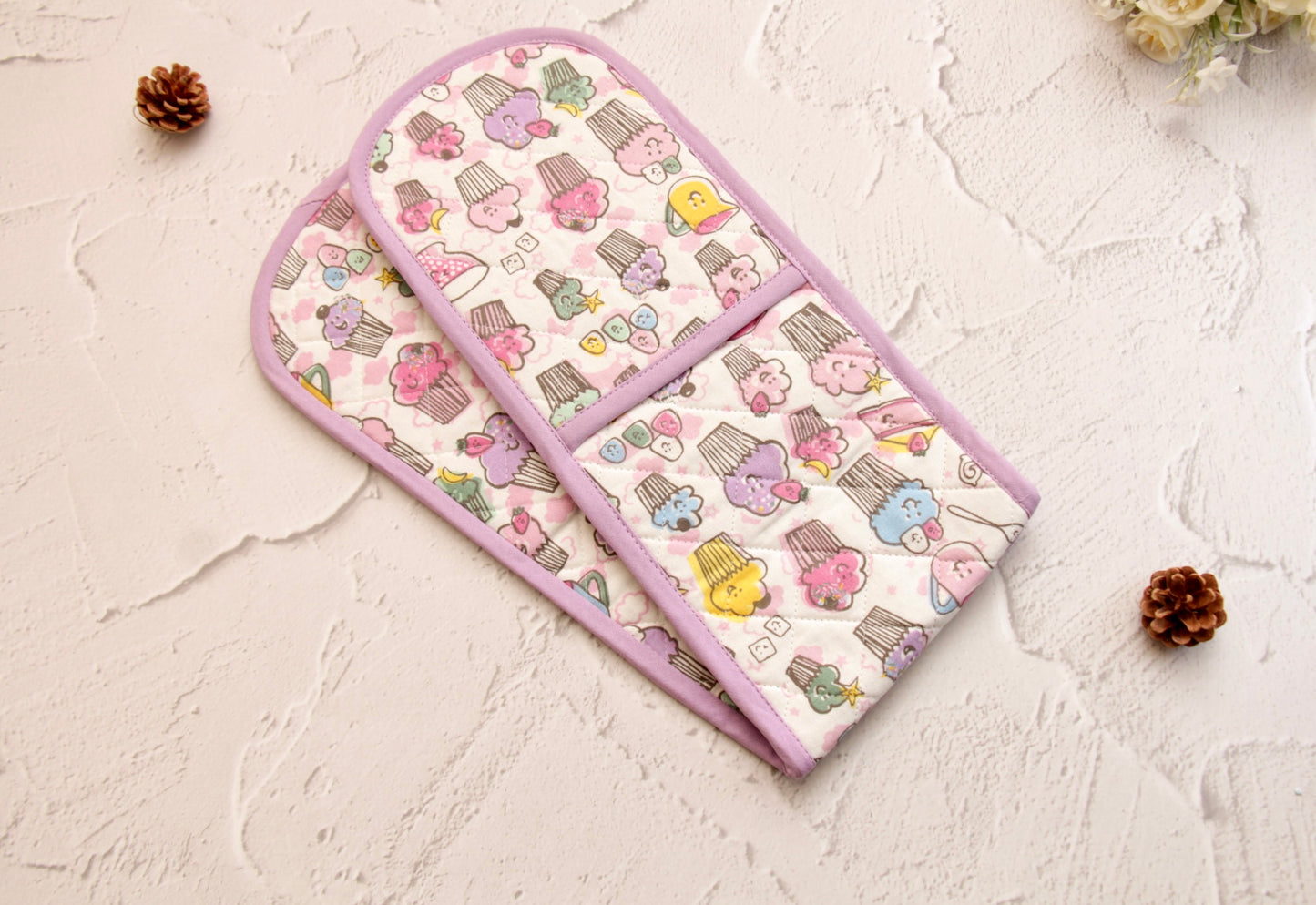 'Cupcake' Double Mittens, Set of 1