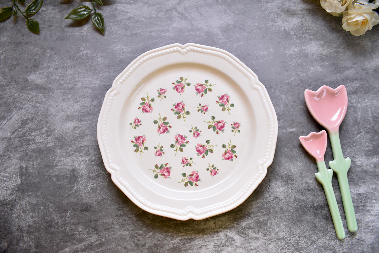 'Roses' Ceramic Dessert Plate