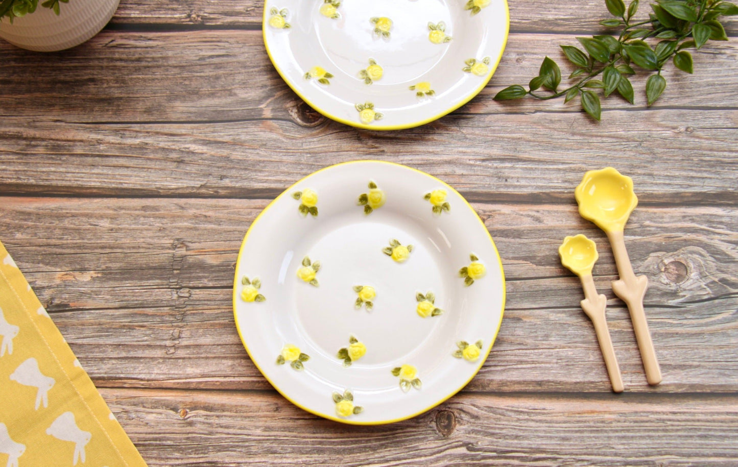 'Mini Roses' Ceramic Dessert Plate - Yellow
