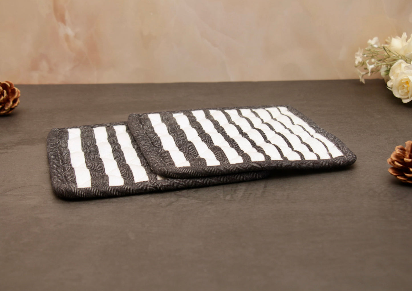 'Brooke' Pot Holder Set of 2