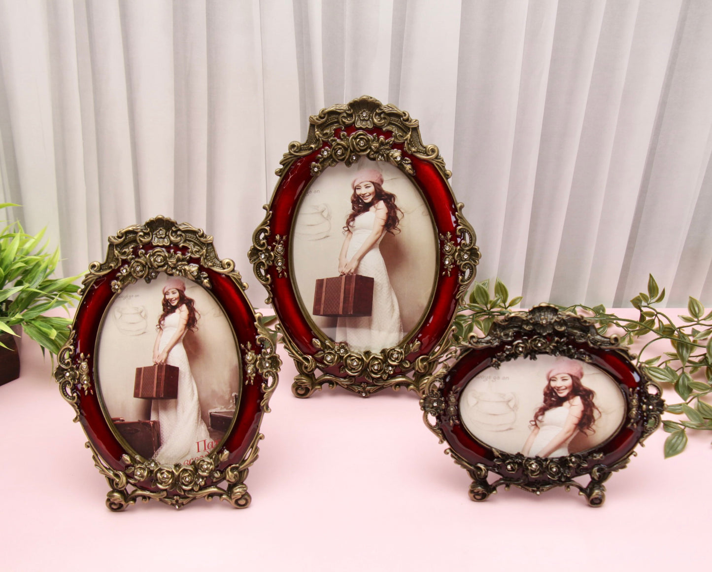 'Carmine' Photo Frame