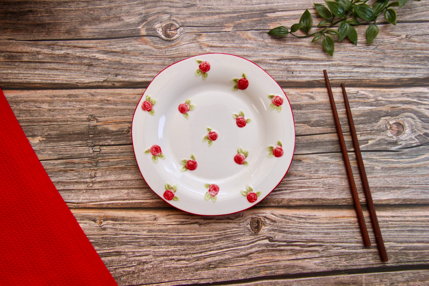 'Mini Roses' Ceramic Dessert Plate - Red