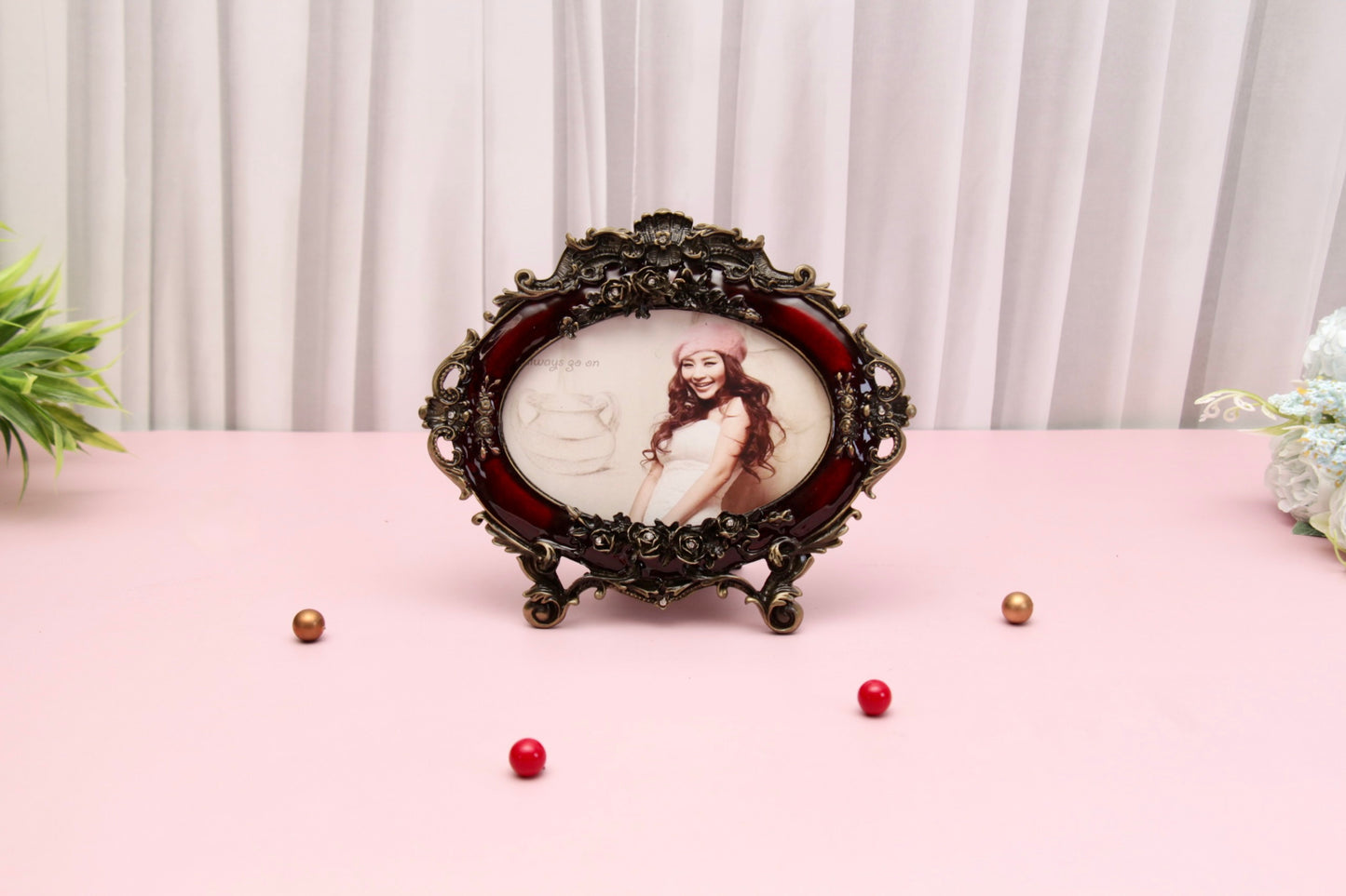 'Carmine' Photo Frame