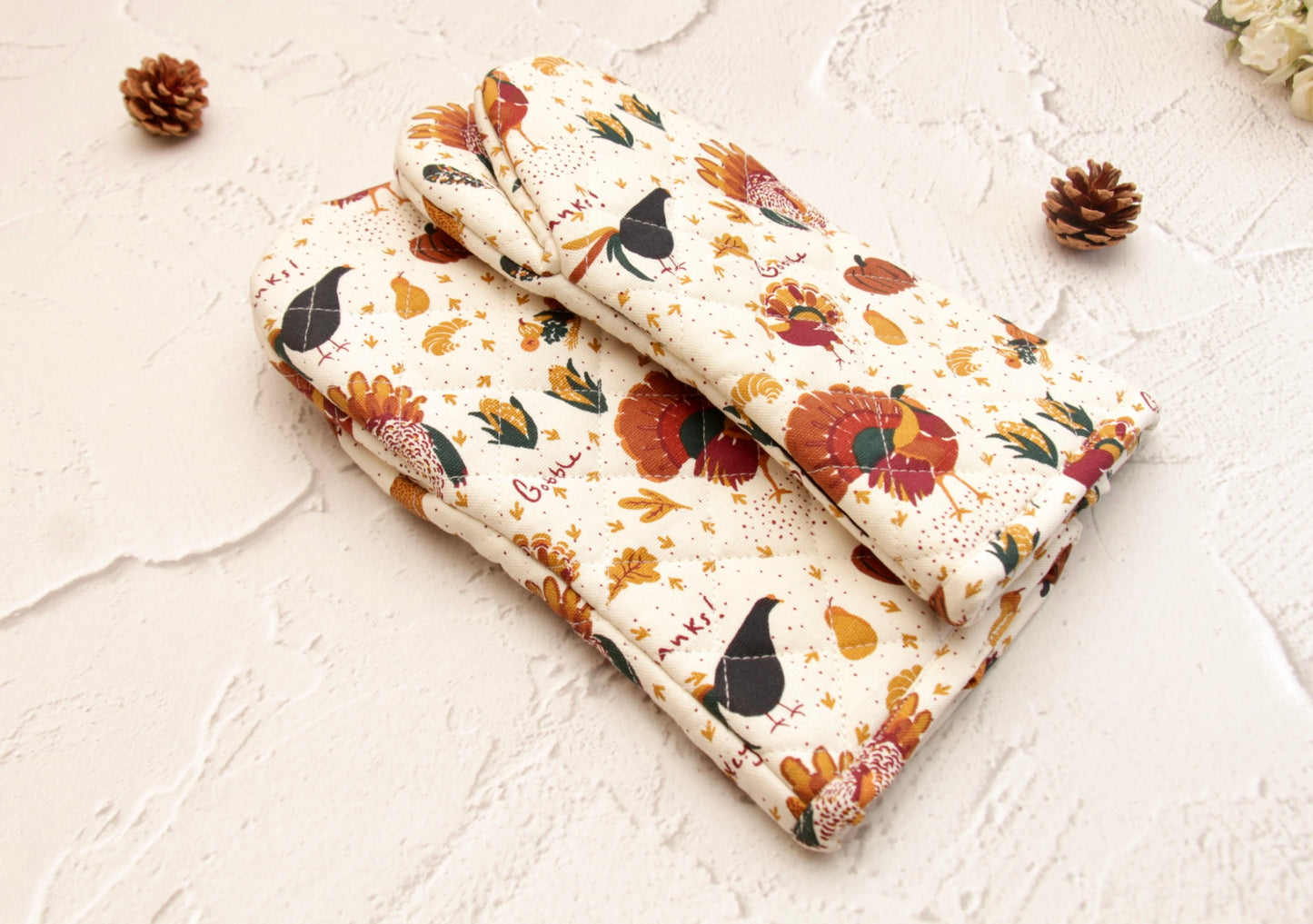 'Meadows' Oven Mittens Set of 2