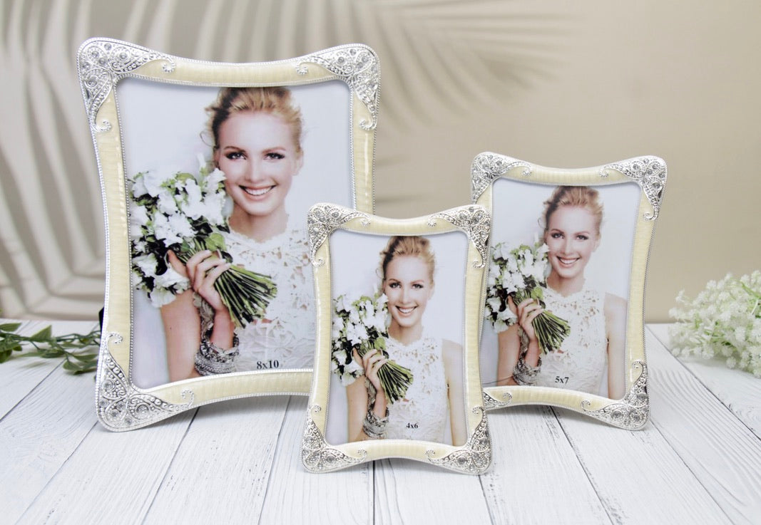 'Willow' Photo Frame