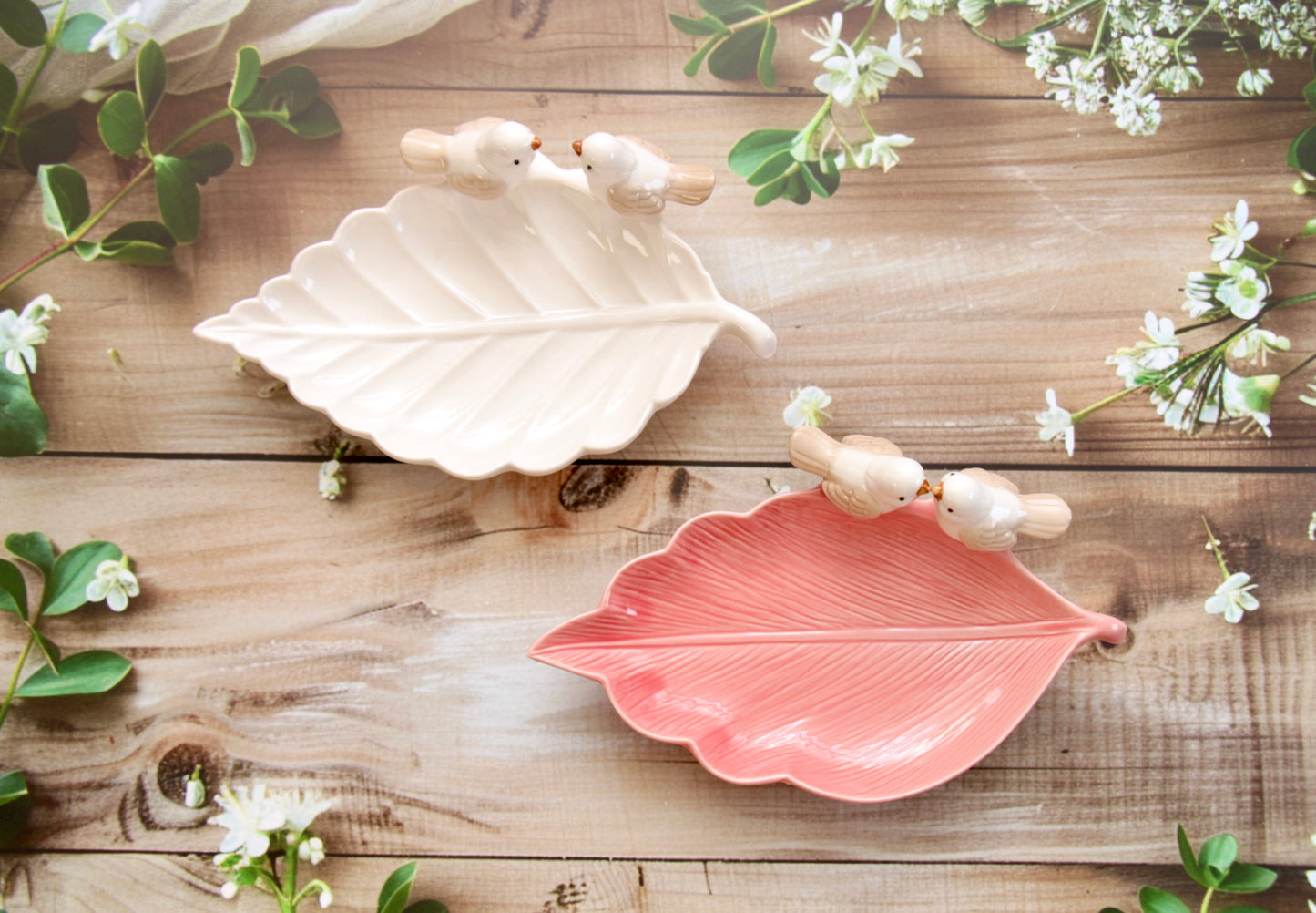 'Bird on a Leaf' Ceramic Dish - Pink 3