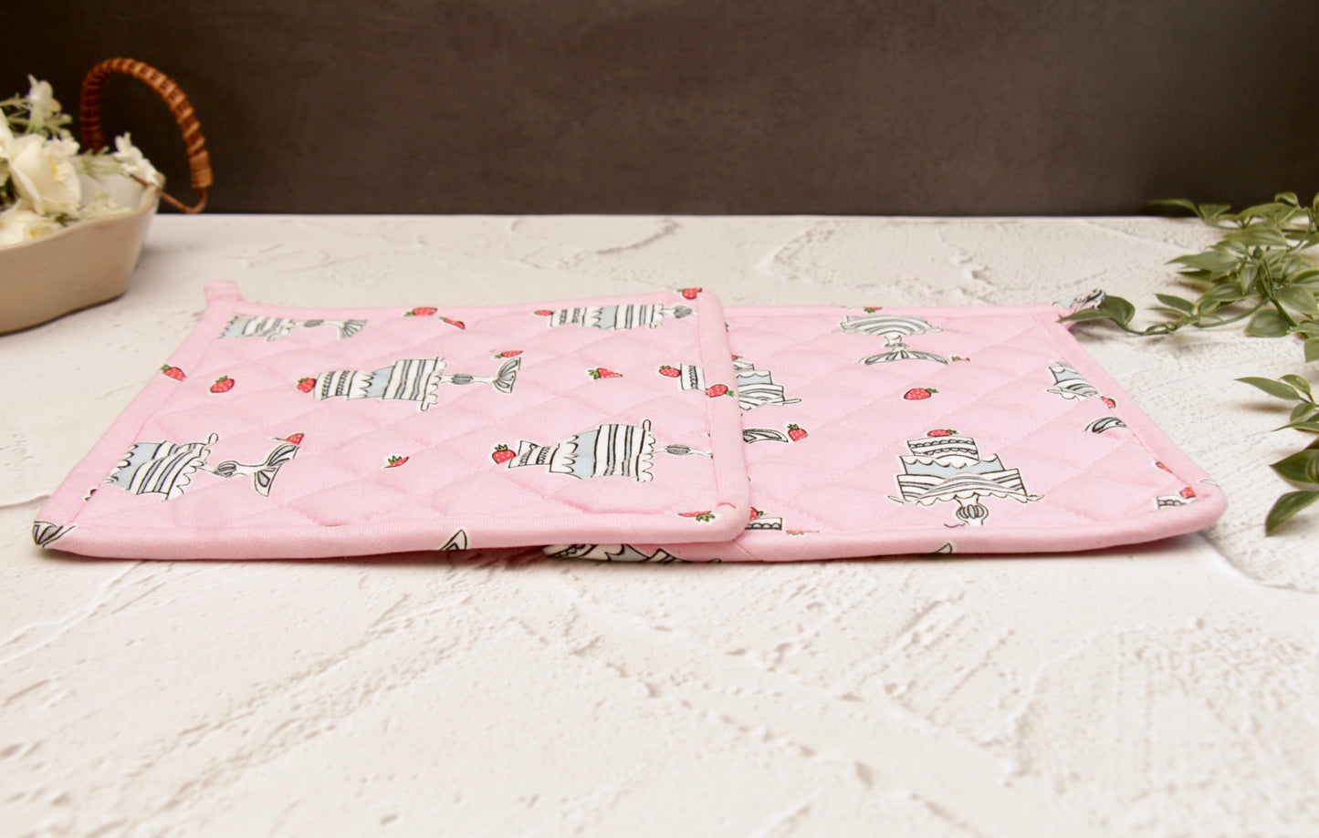 'Pink Frost' Pot Holder Set of 2