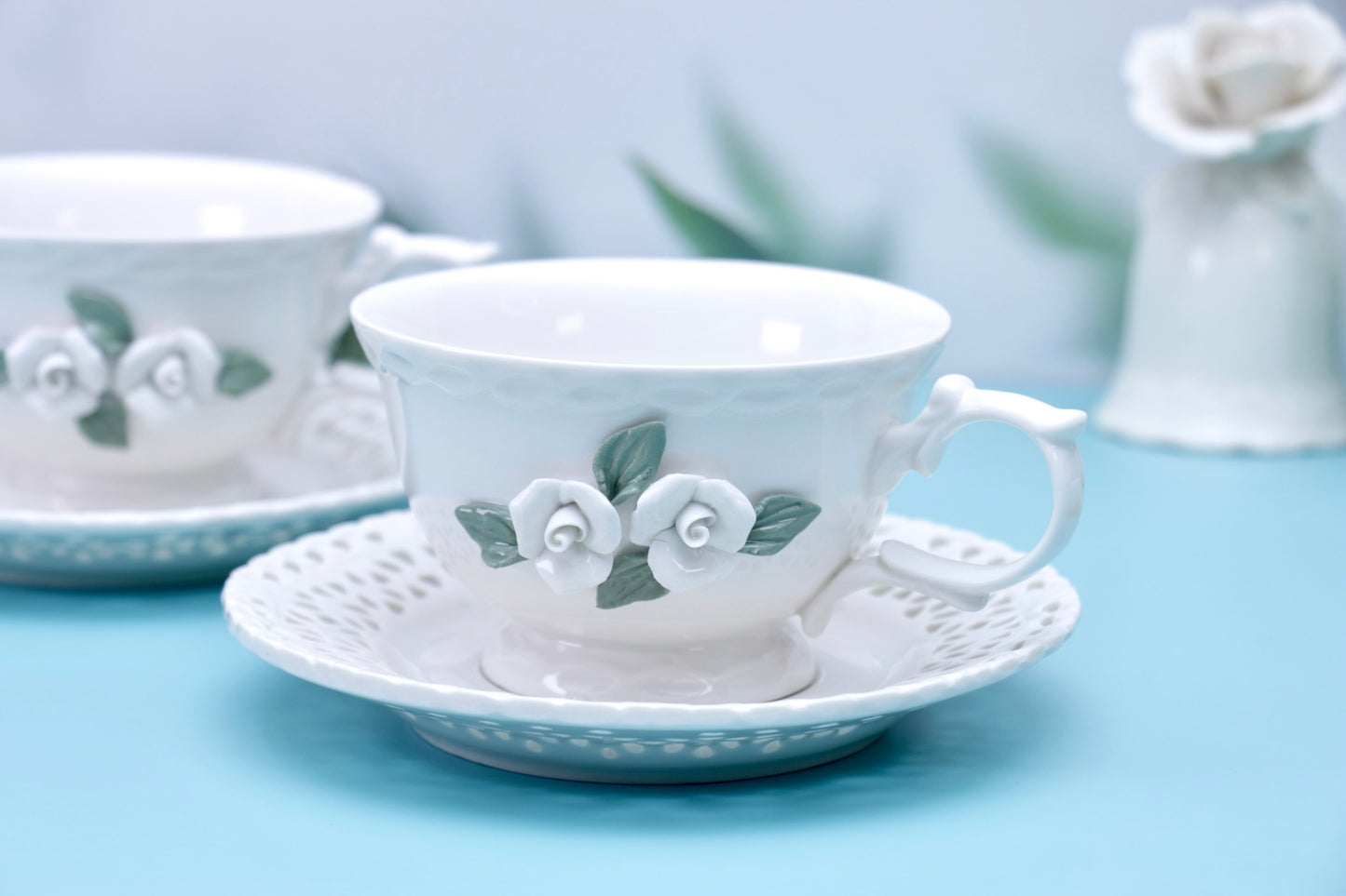 'Anastasia' Ceramic Cup n Saucer, Set of 1