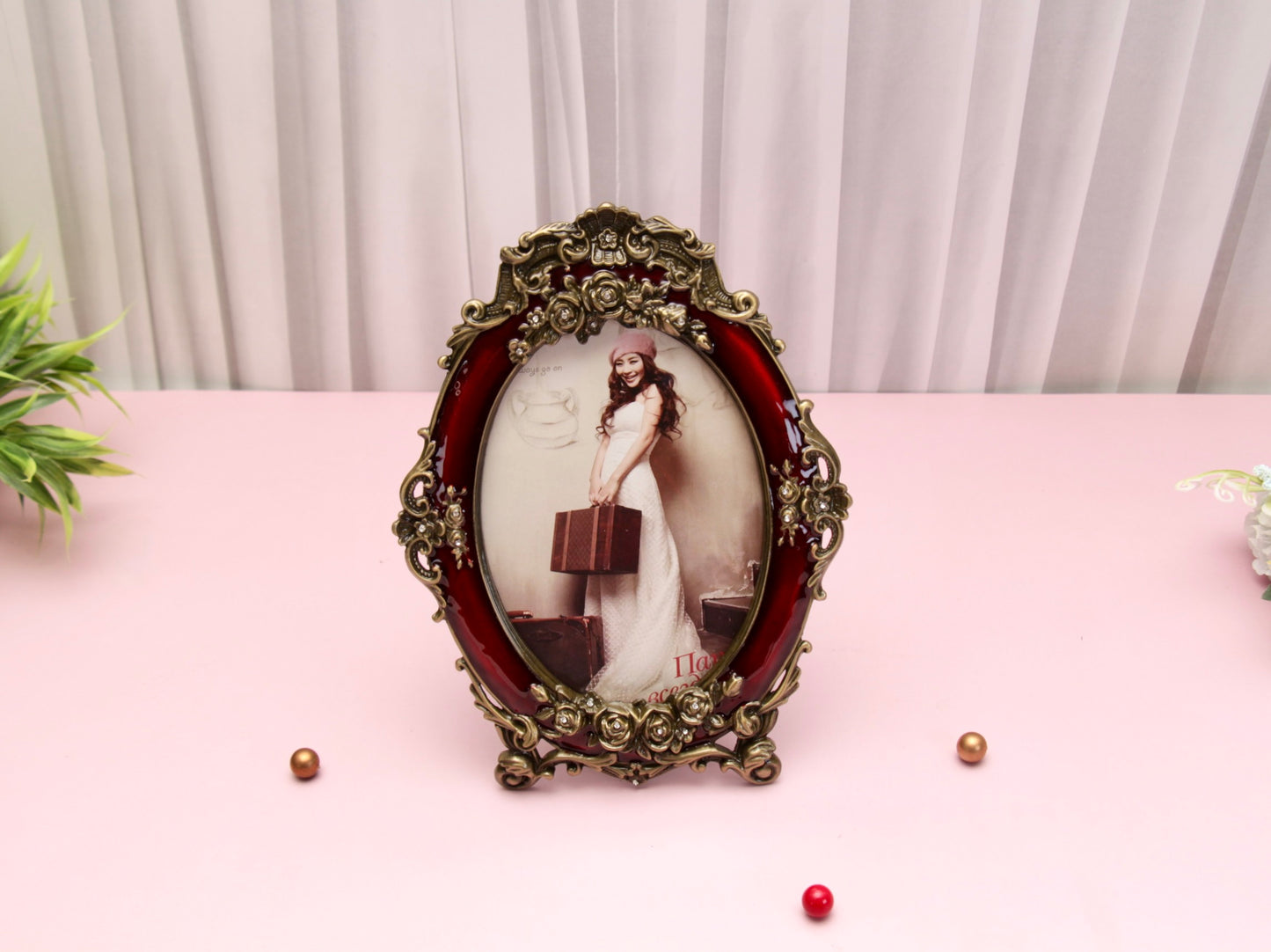'Carmine' Photo Frame