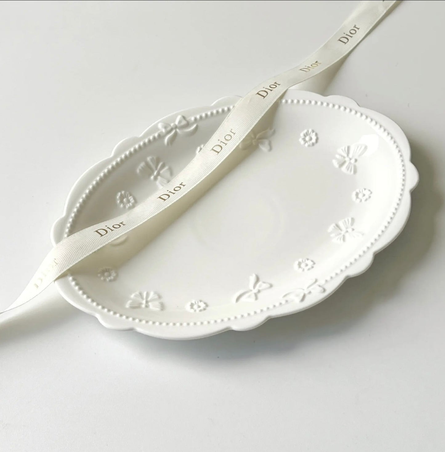 'Edelweiss' Oval White Platter, Large