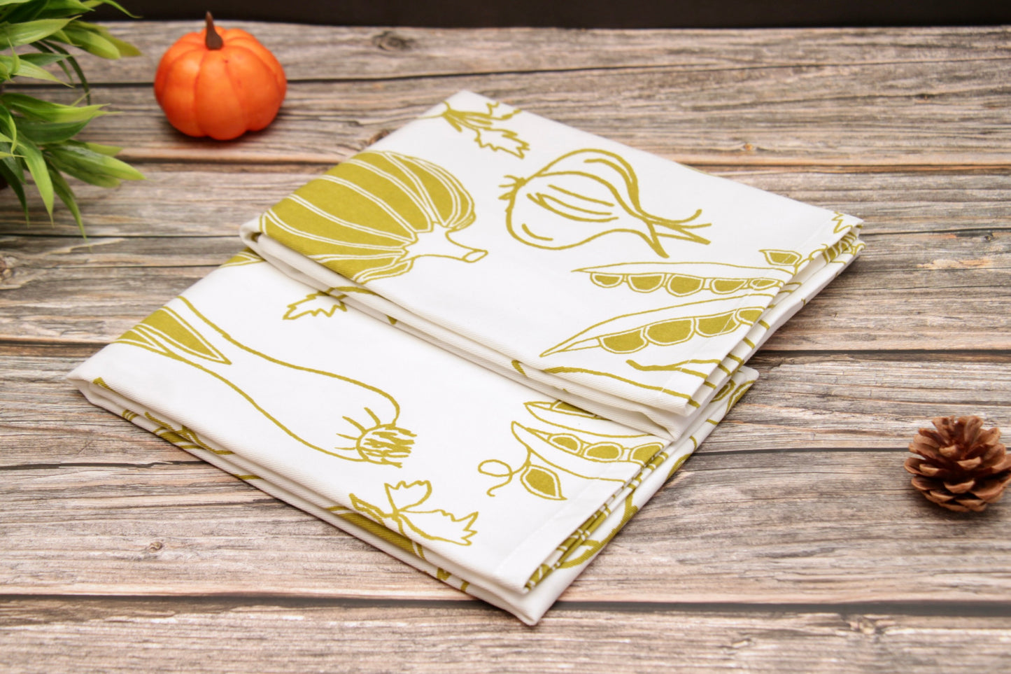 'Fresh Fields' Printed Kitchen Towels, Set of 2
