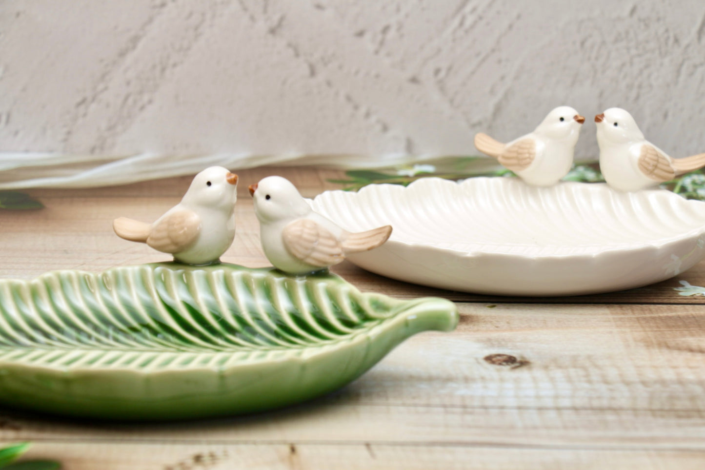 'Bird on a Leaf' Ceramic Dish - Green 1