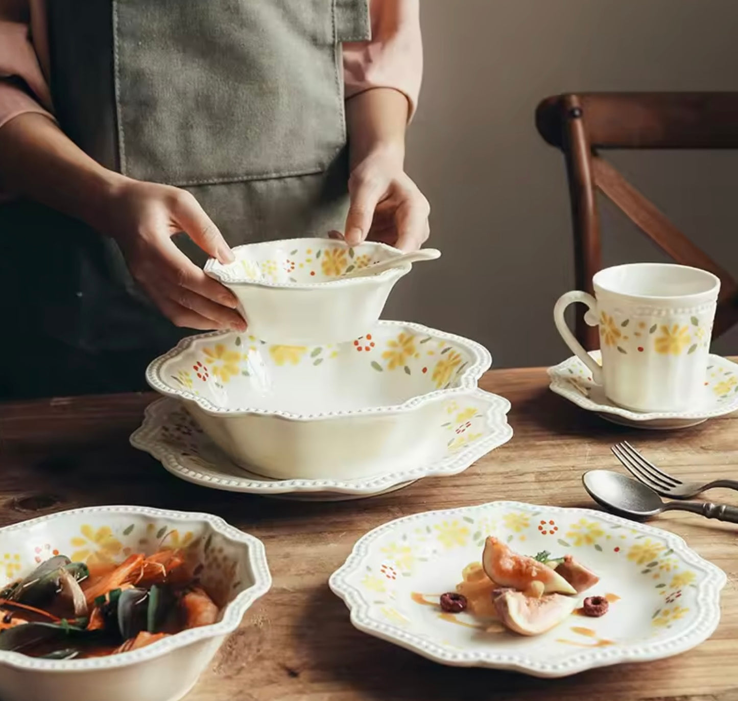 'Marigold' Ceramic Dessert Plate