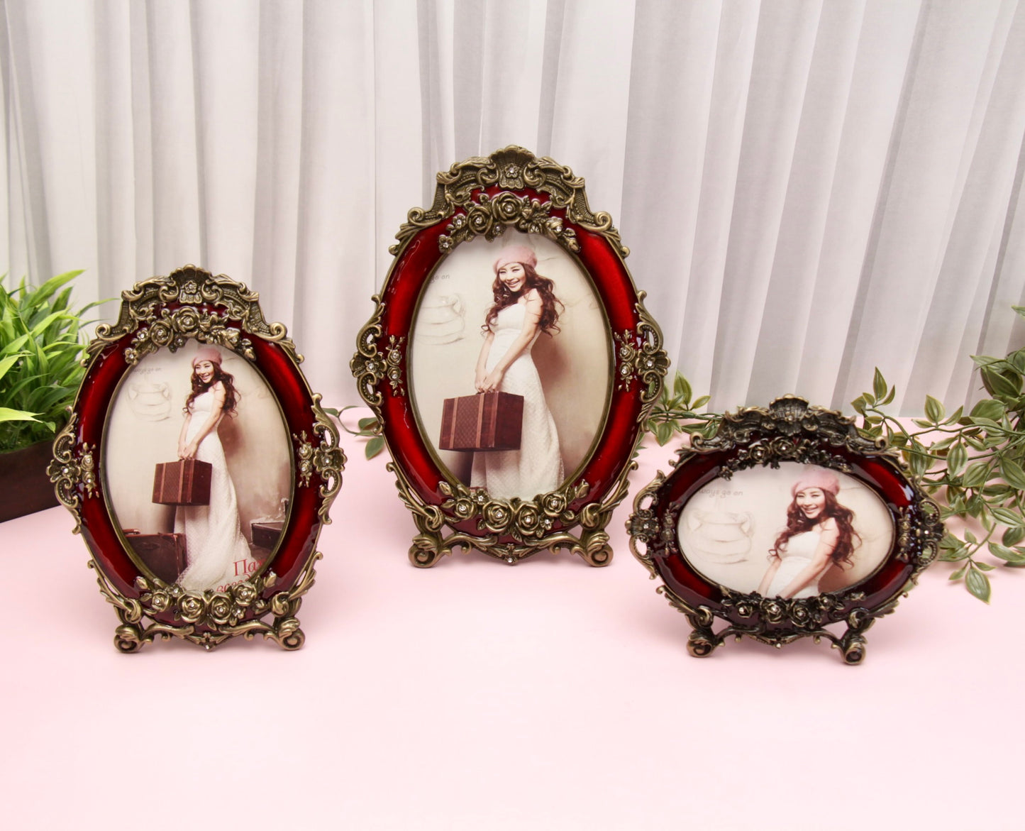 'Carmine' Photo Frame