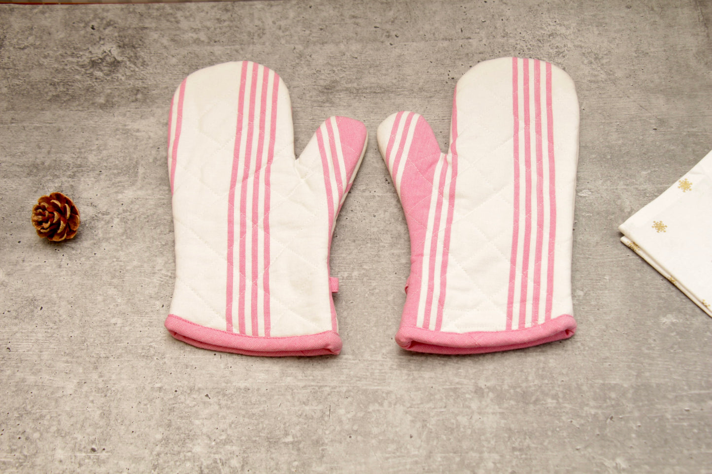 'Poppy' Oven Mittens Set of 2