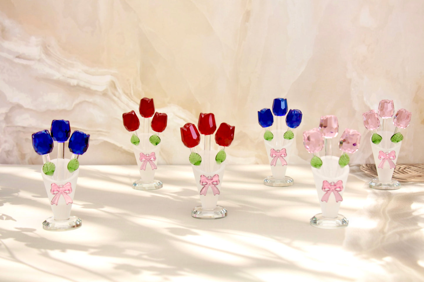 'Serenity' Crystal Glass Three Roses - Blue