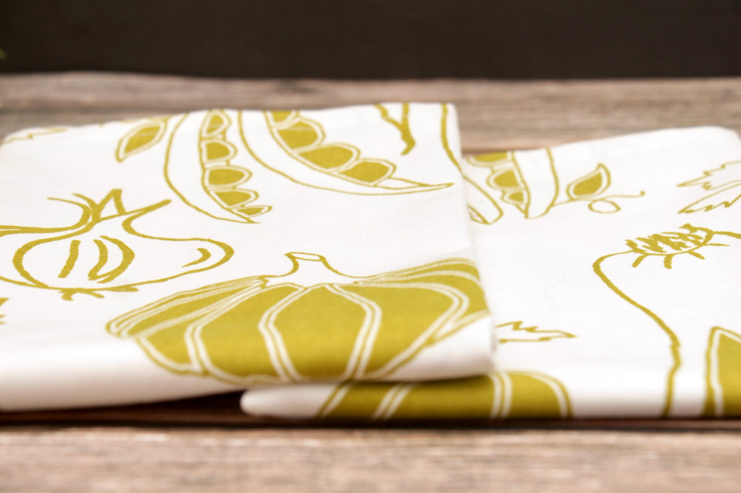 'Fresh Fields' Printed Kitchen Towels, Set of 2