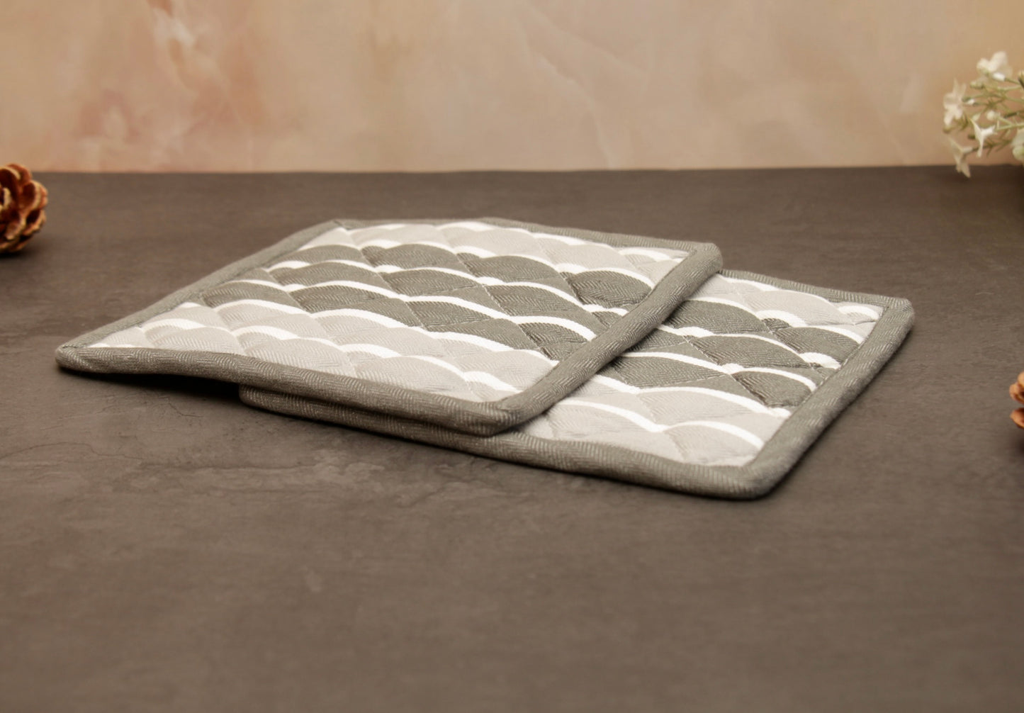 'Ebony' Pot Holder Set of 2