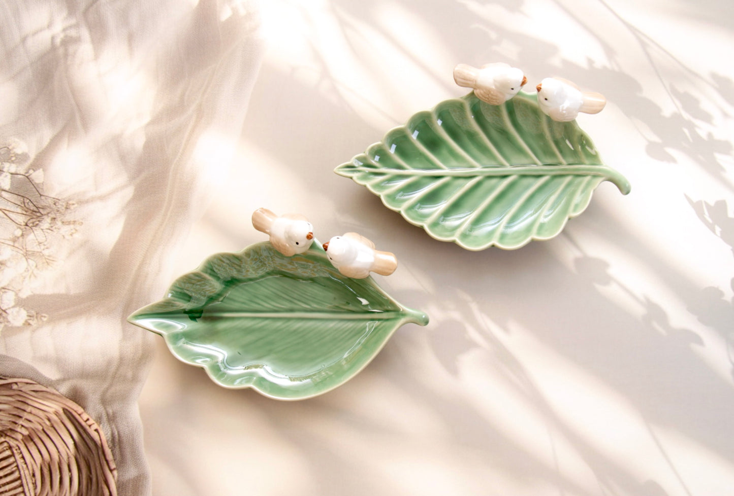 'Bird on a Leaf' Ceramic Dish - Green 2