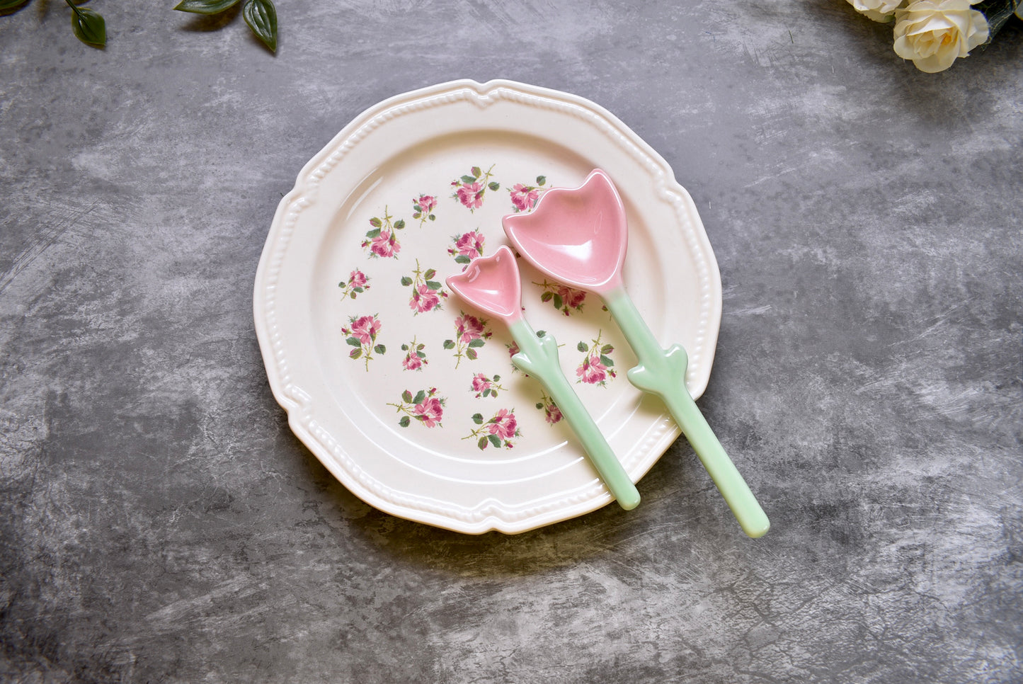 'Roses' Ceramic Dessert Plate