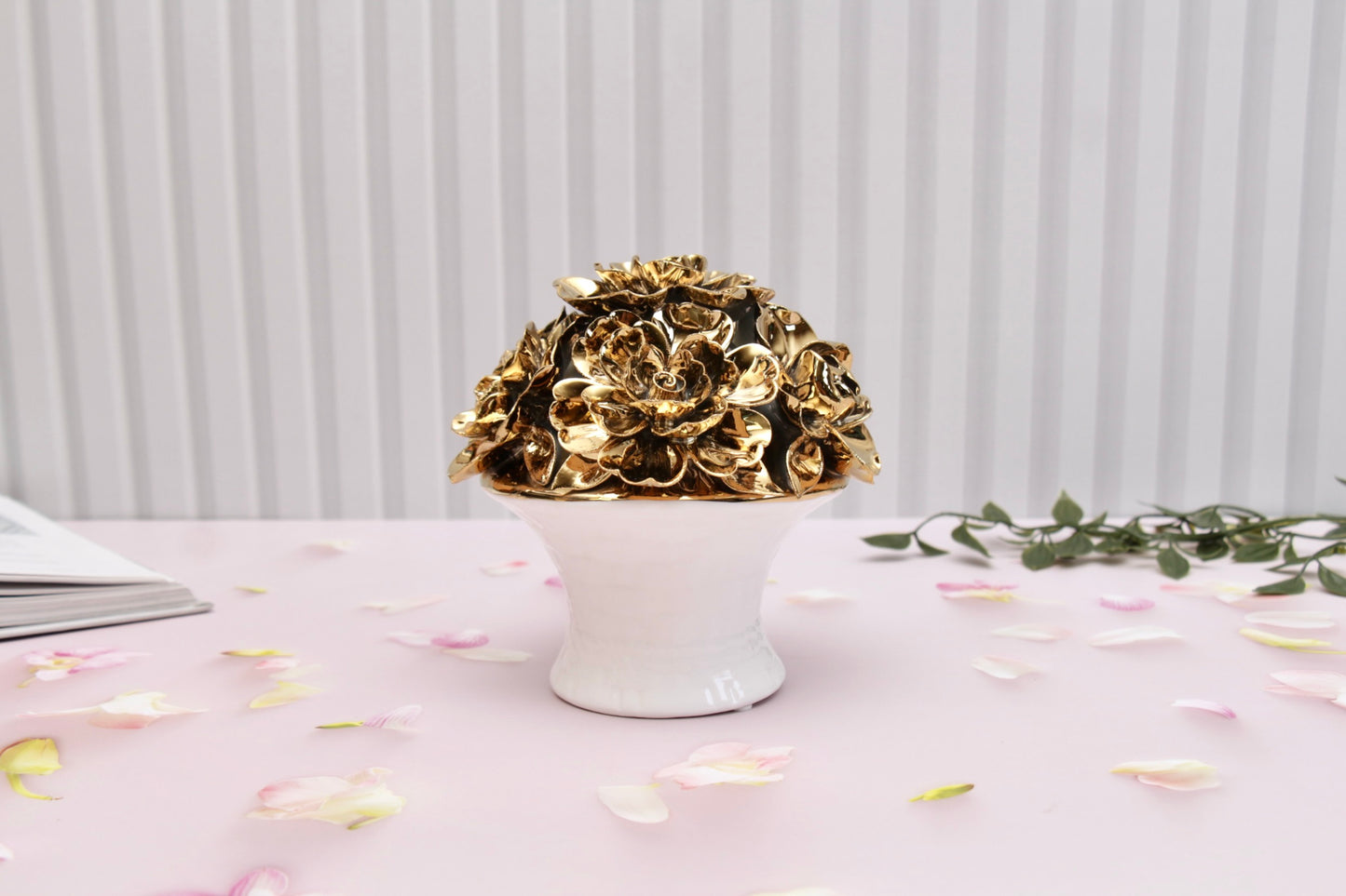 'Anastasia' Golden Roses Ceramic Bouquet | Vase | Centrepiece, Small