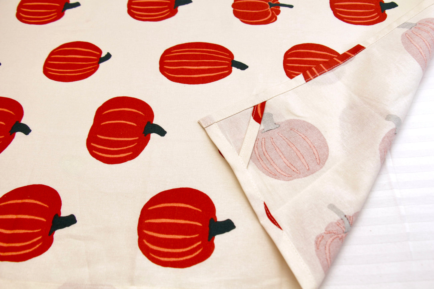 'Pumpkin' Printed Kitchen Towels Beige, Set of 2
