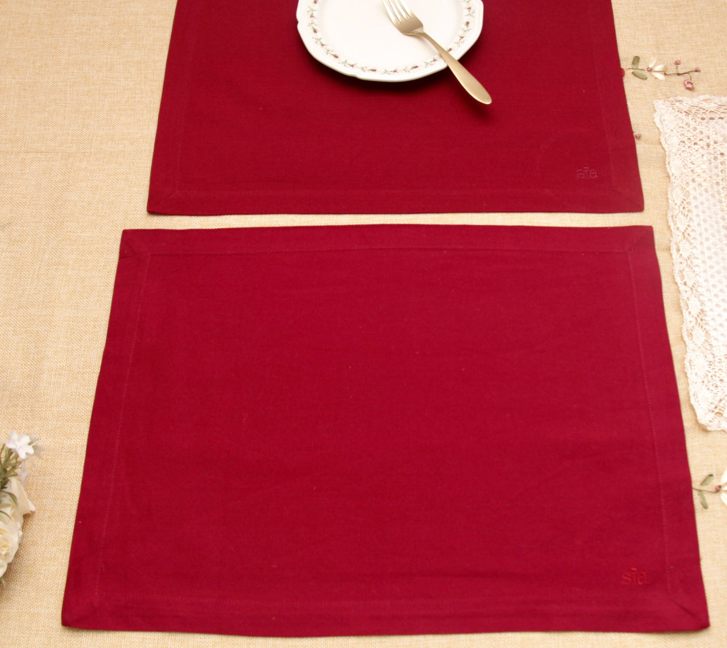 'Scarlet' Placemats - Set of 2