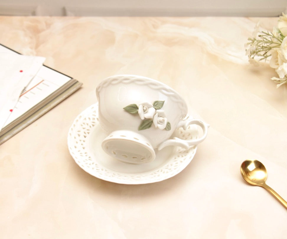 'Anastasia' Ceramic Cup n Saucer, Set of 1