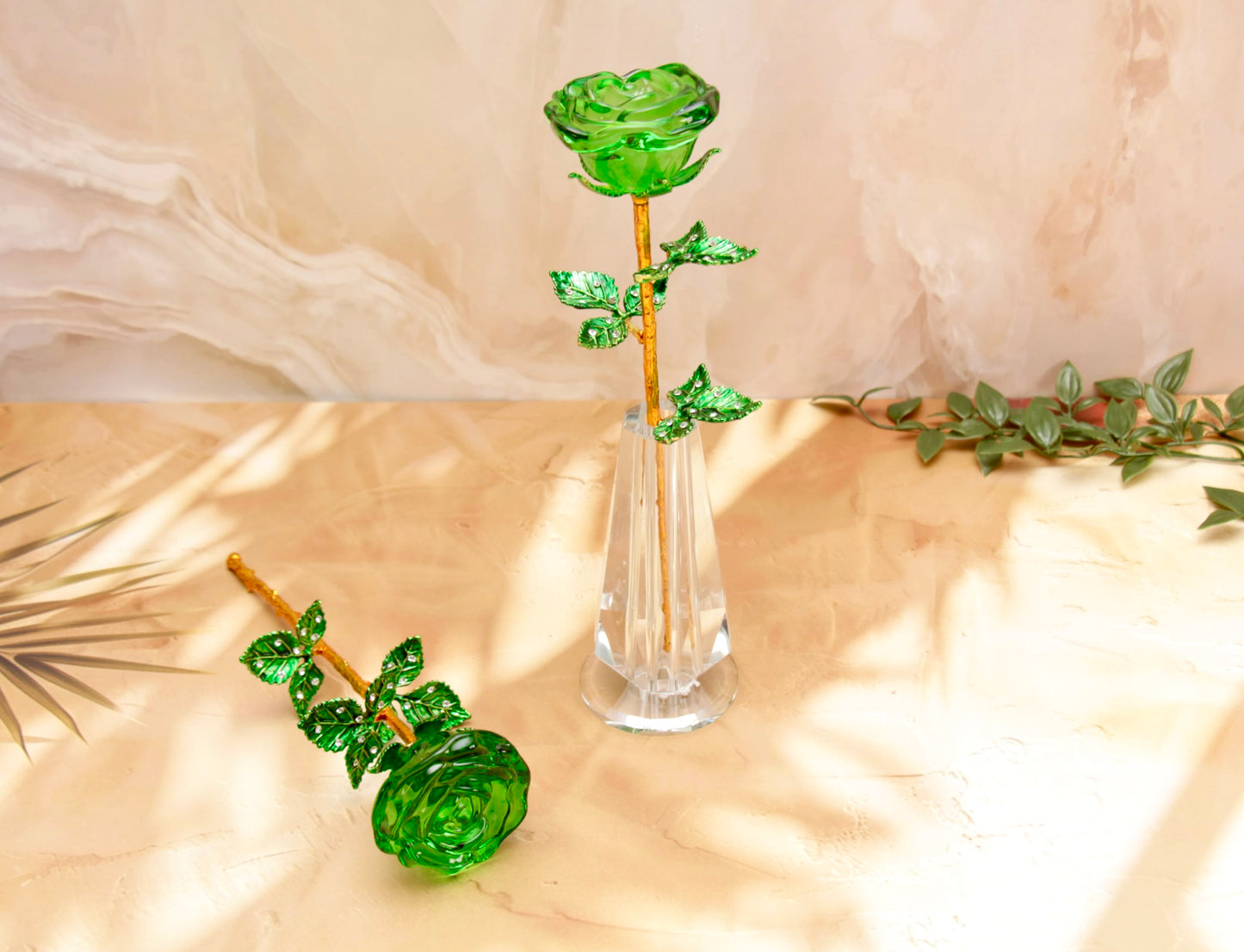'Primrose' Crystal Rose w Glass Vase - Green