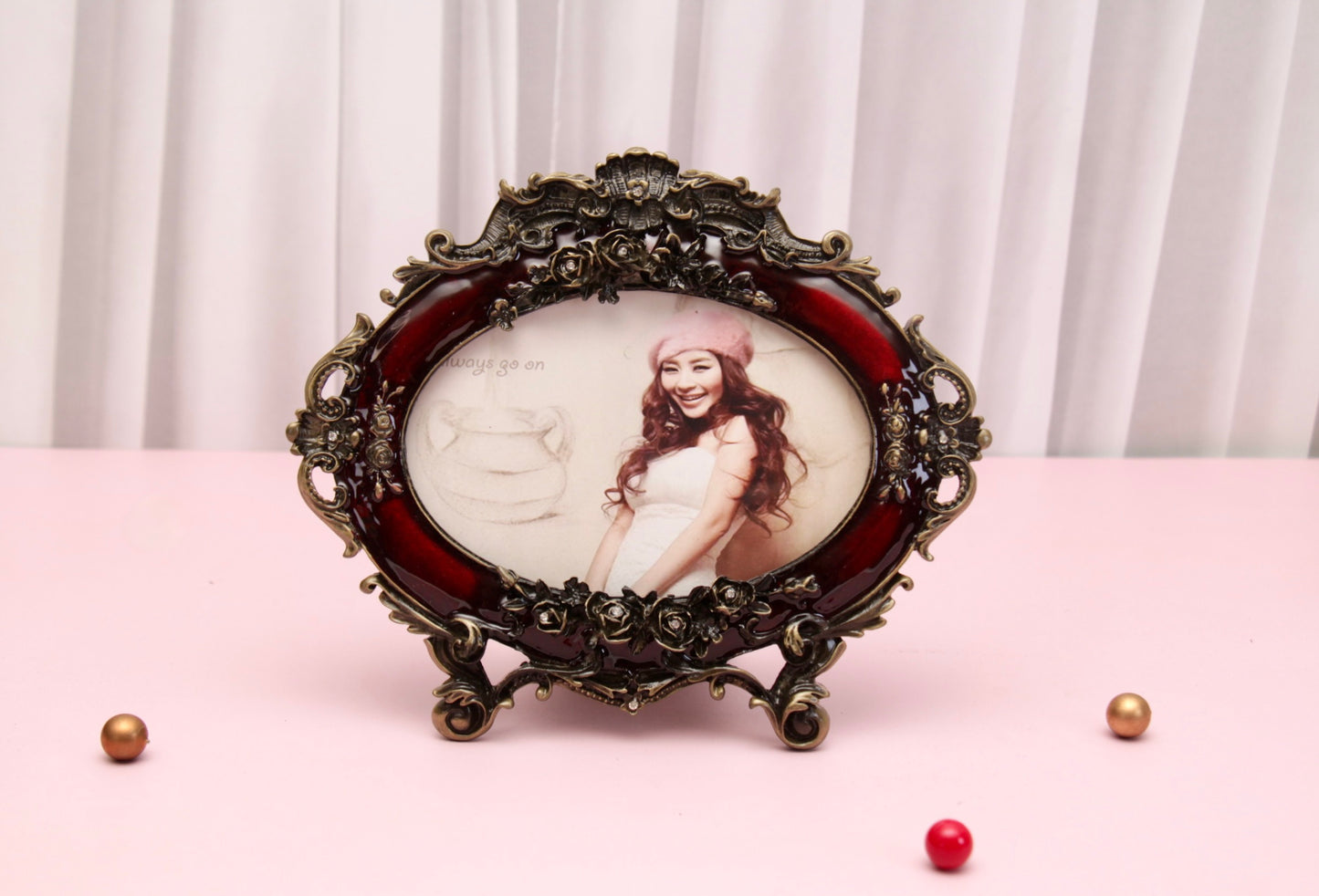 'Carmine' Photo Frame