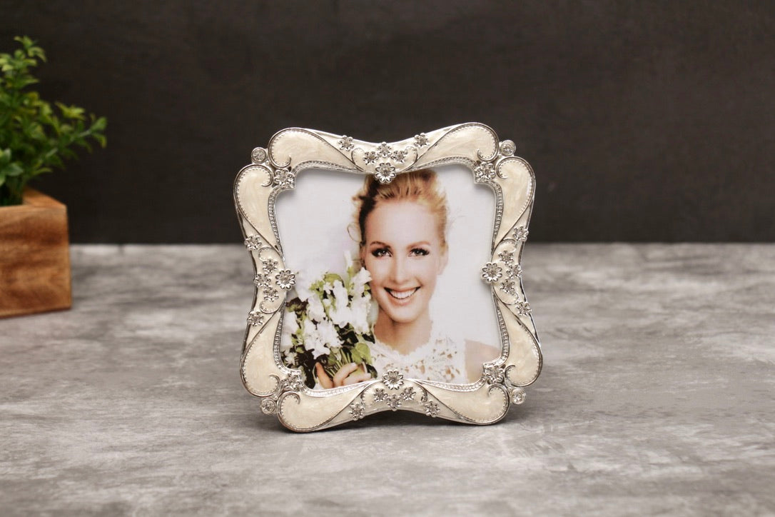 'Georgiana' Photo Frames