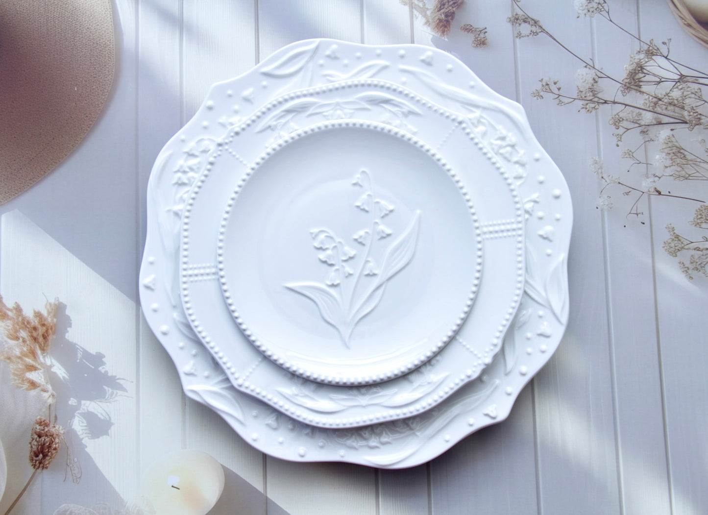 'Bella' White Ceramic Dinner Plate, Large