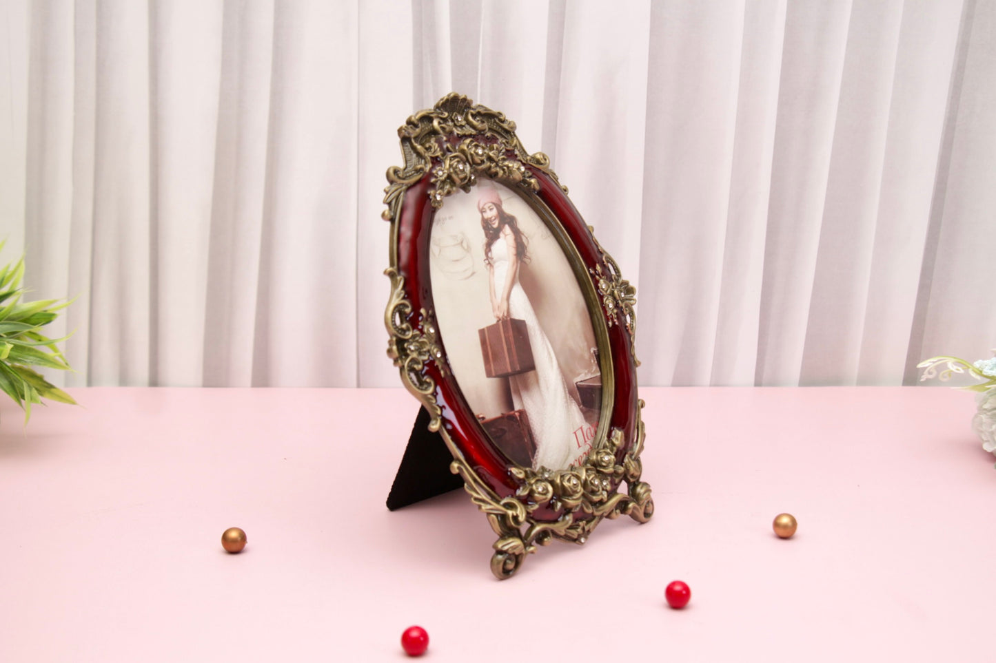 'Carmine' Photo Frame