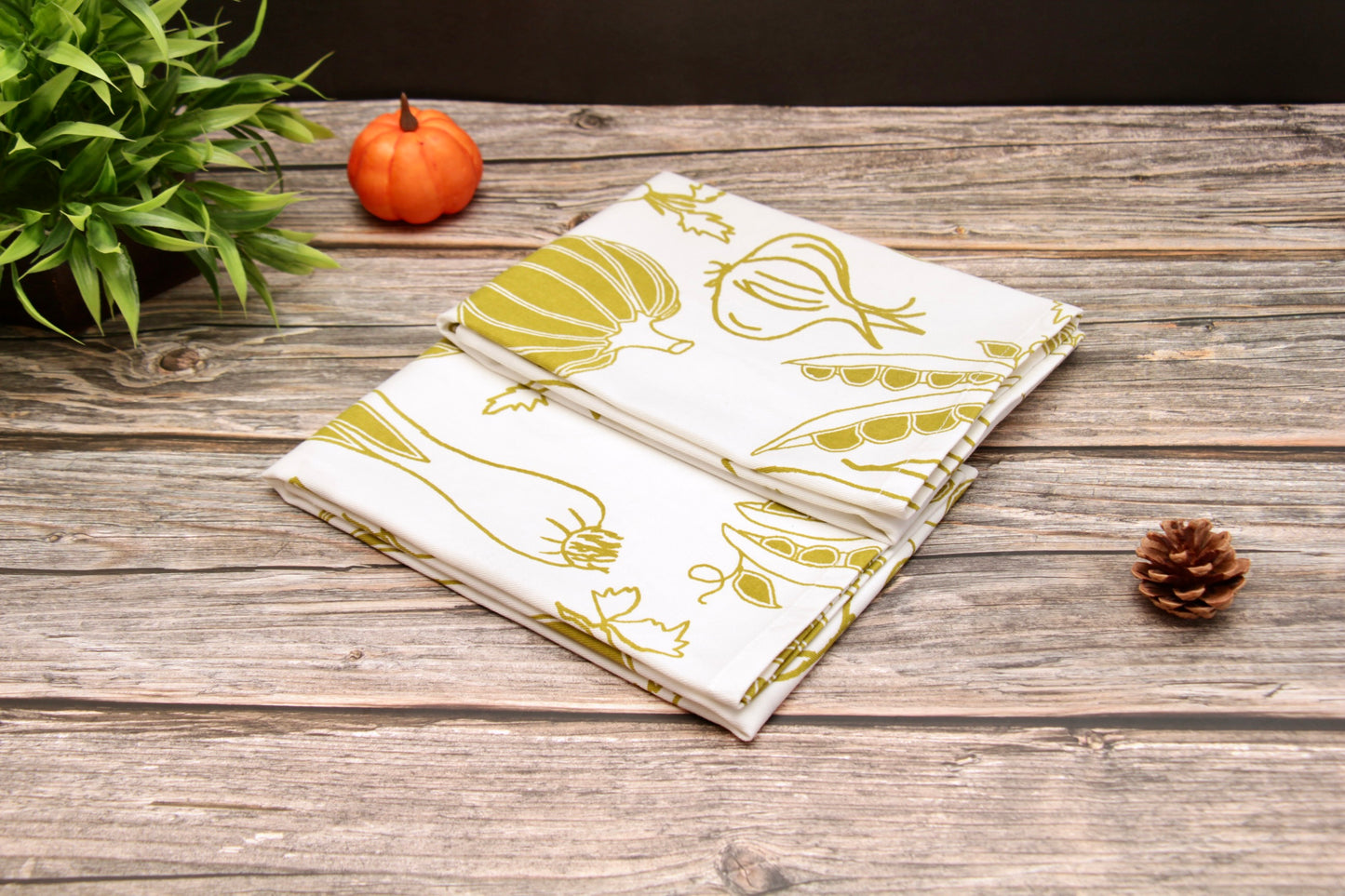 'Fresh Fields' Printed Kitchen Towels, Set of 2