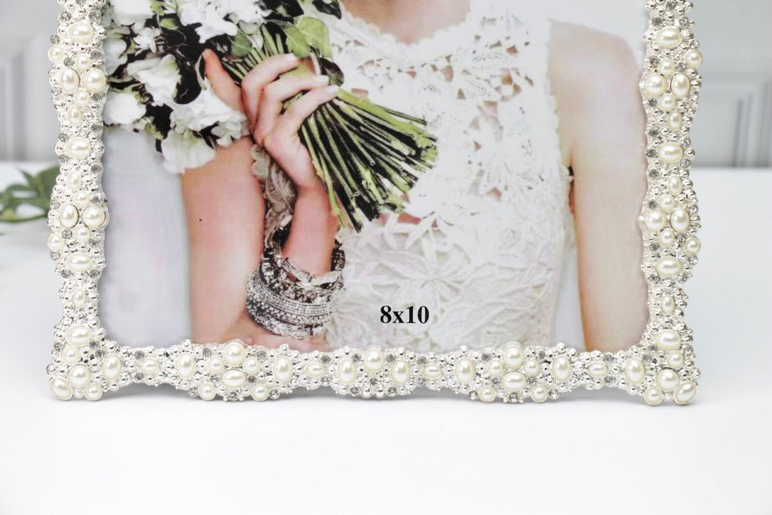 'Daisy' Pearl Photo Frame