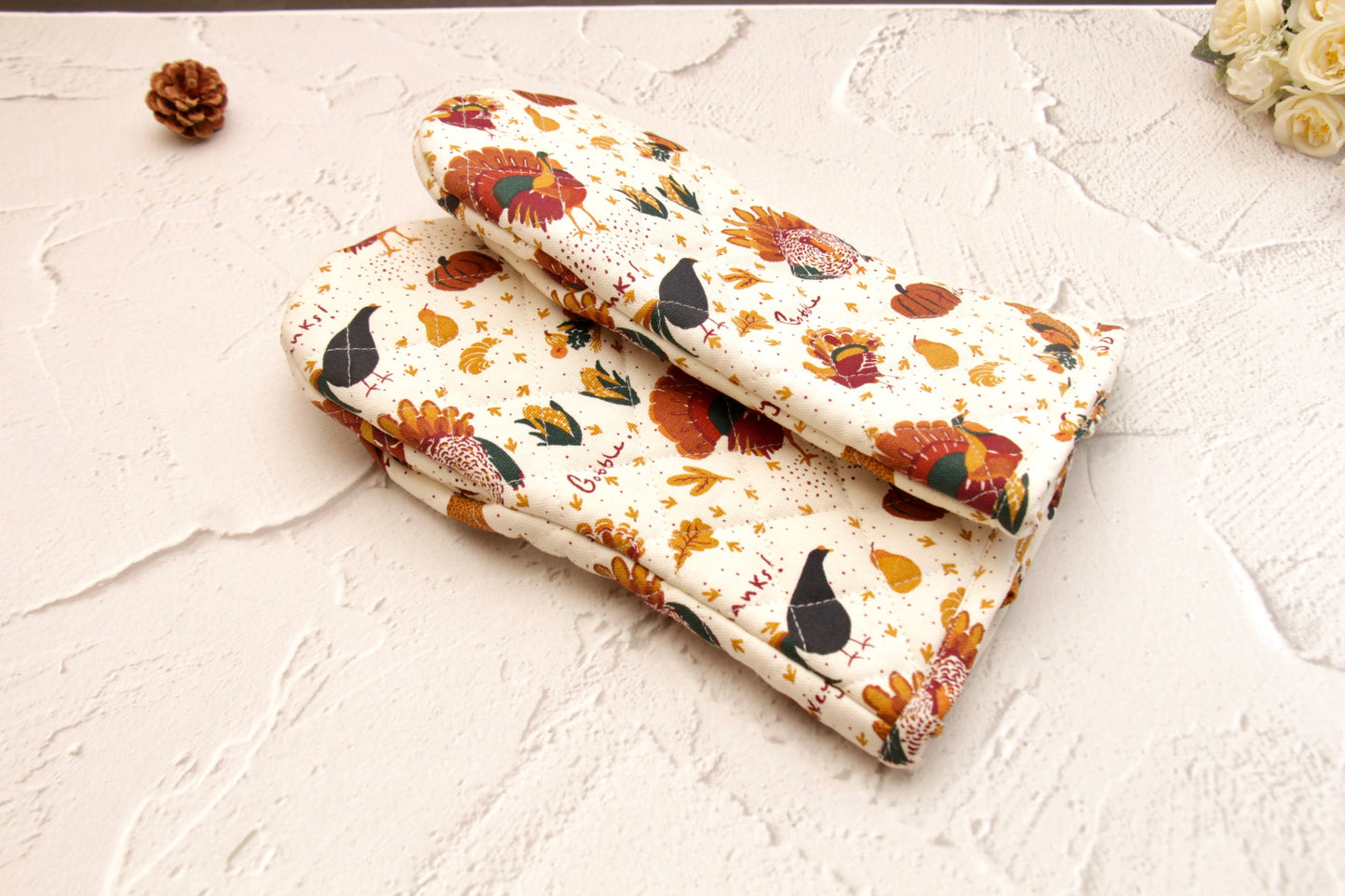 'Meadows' Oven Mittens Set of 2