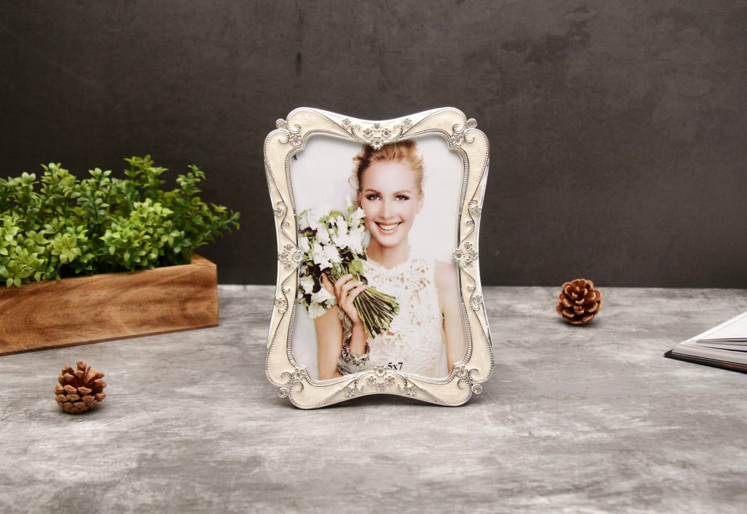 'Georgiana' Photo Frames