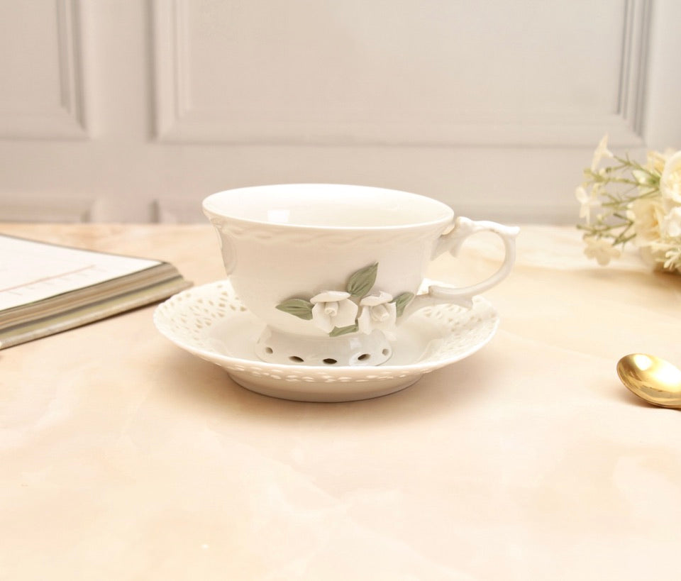 'Anastasia' Ceramic Cup n Saucer, Set of 1