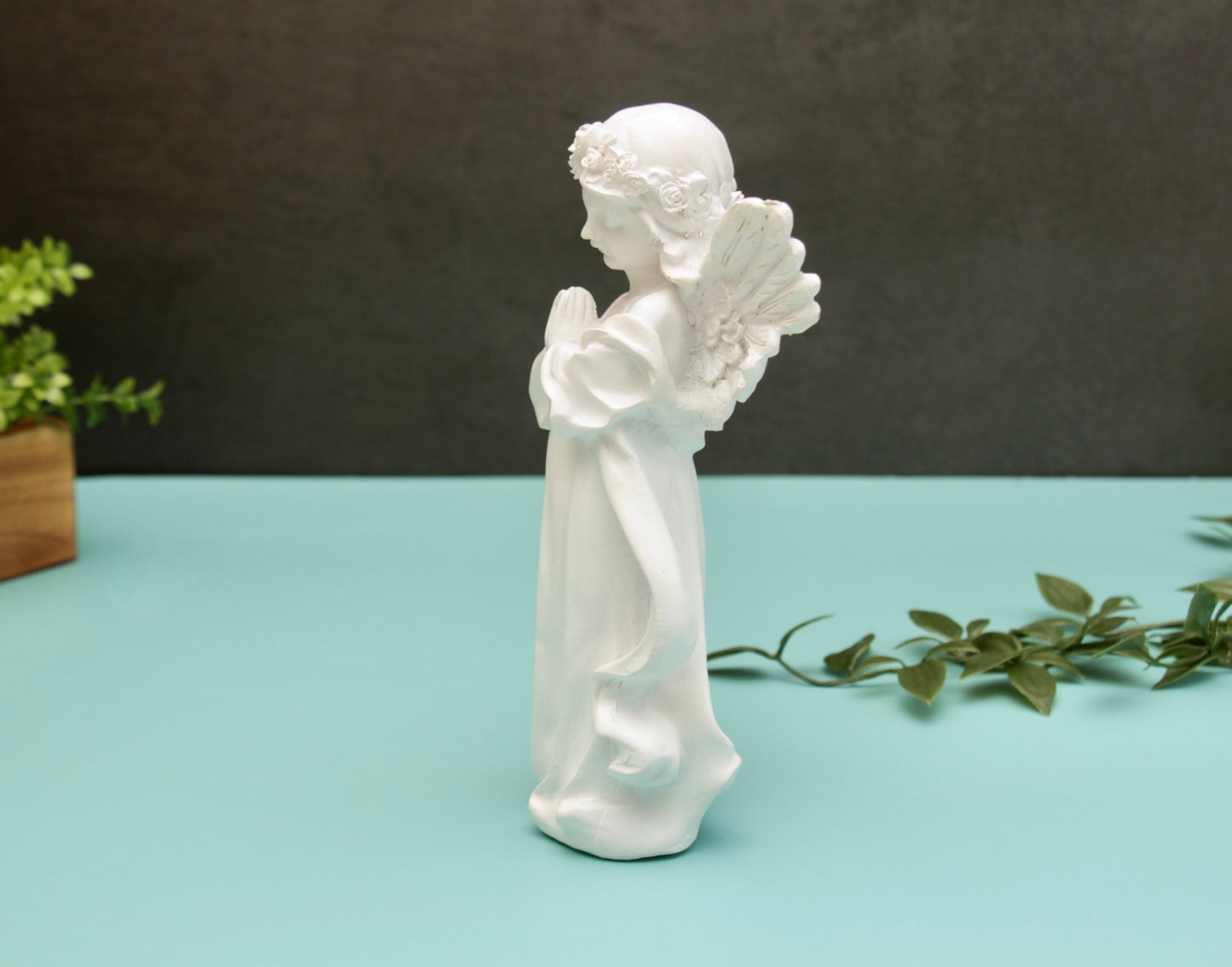 Praying Angel Statue - Medium, 19cm