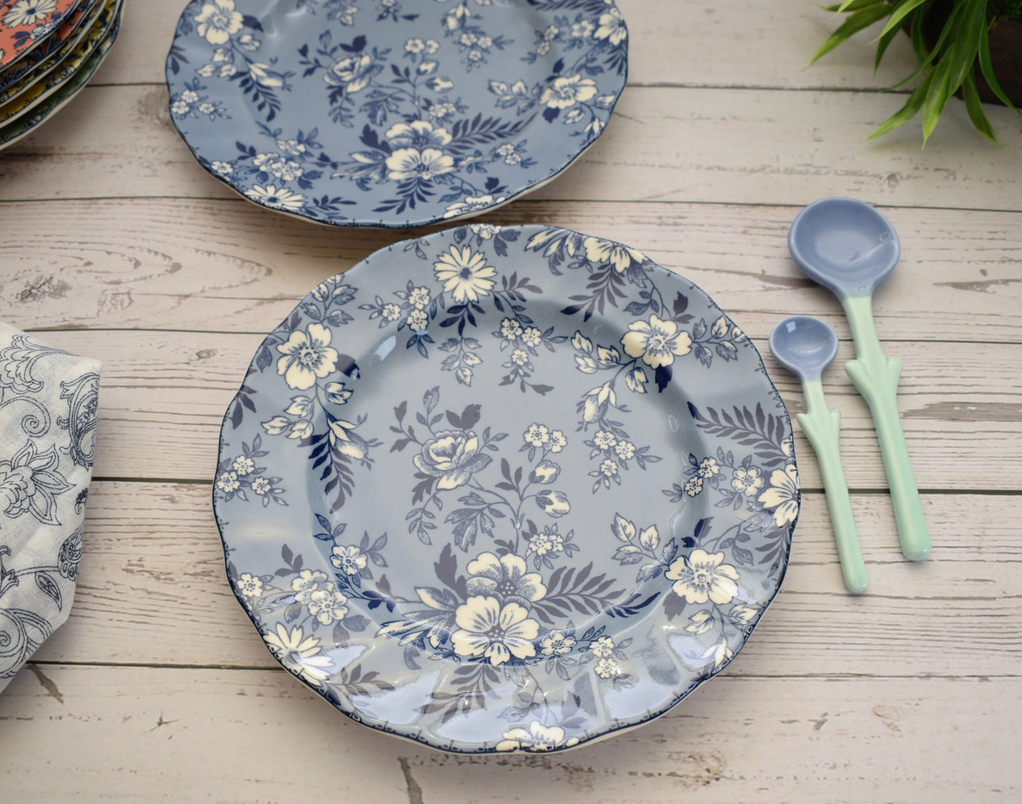 'Ornate' Blue Ceramic Snack Plate - Peppylittlethings.com