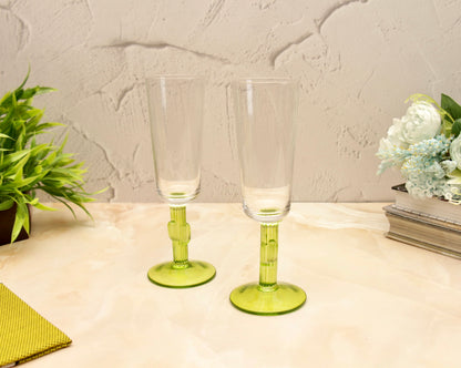 'Hazel' Green Stemmed Glasses, Set of 2 - Small