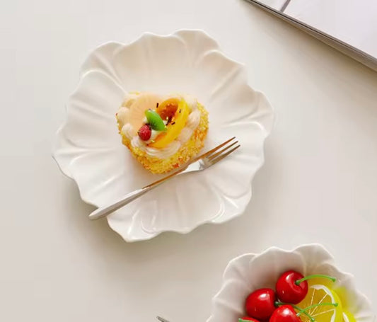 'White Petals' Ceramic Mini Dish