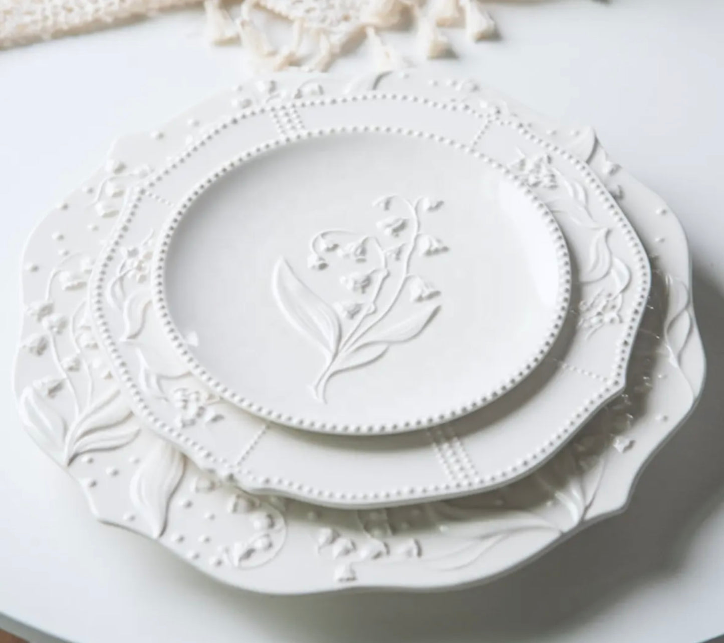 'Bella' White Ceramic Dessert Plate, Small