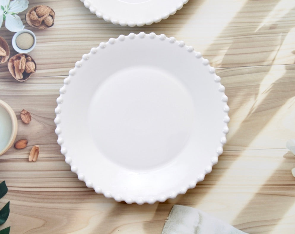 'Crescent' White Ceramic Dinner Plate