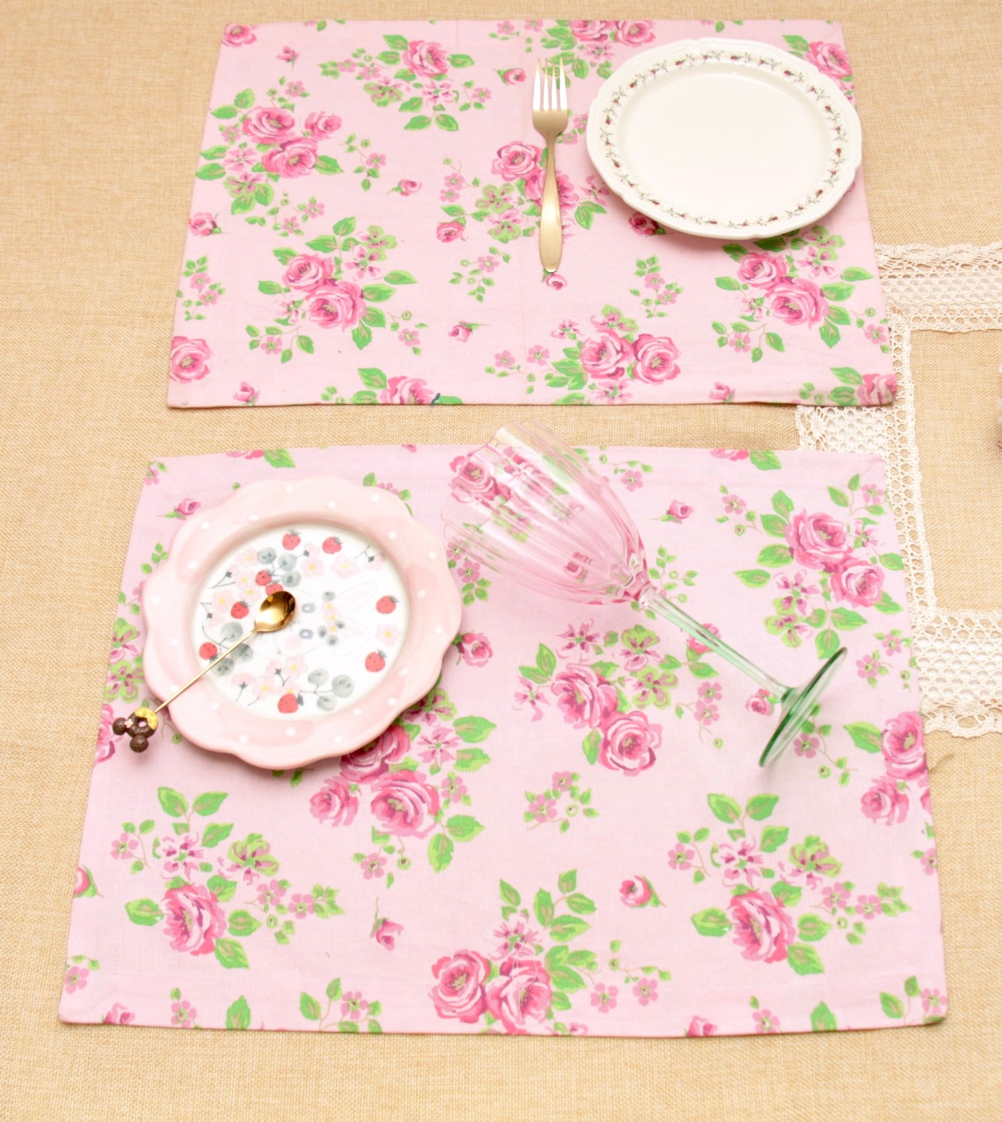 'Pink Roses' Floral Placemats - Set of 2