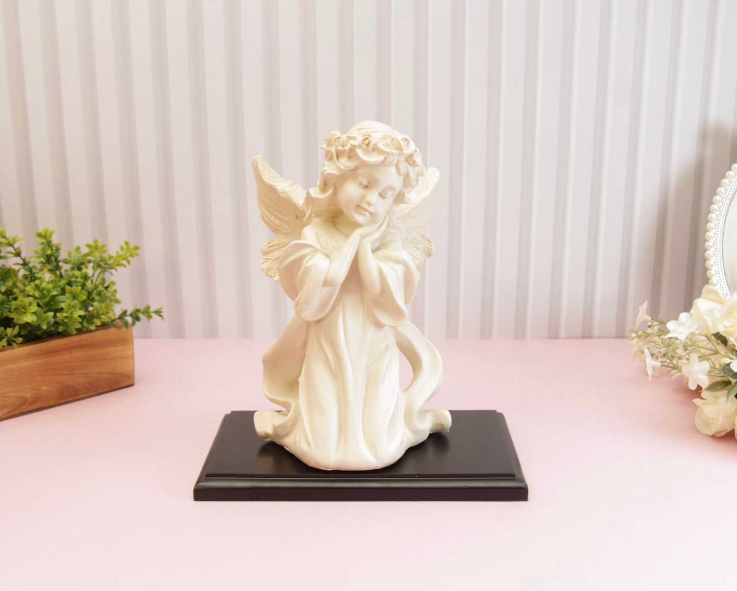 Ariel Angel Figurine - Off White