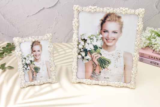 'Daisy' Pearl Photo Frame