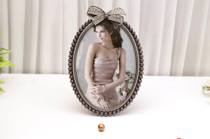 'Cassandra' Photo Frame