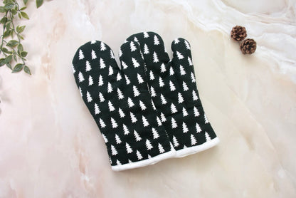 'Pine Trees' Oven Mittens Set of 2