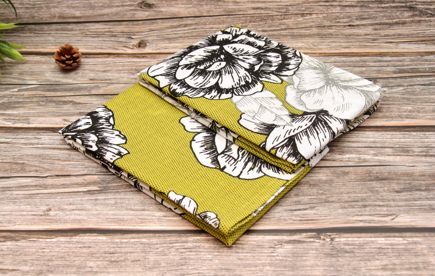 'Hazel' Printed Kitchen Towels, Set of 2